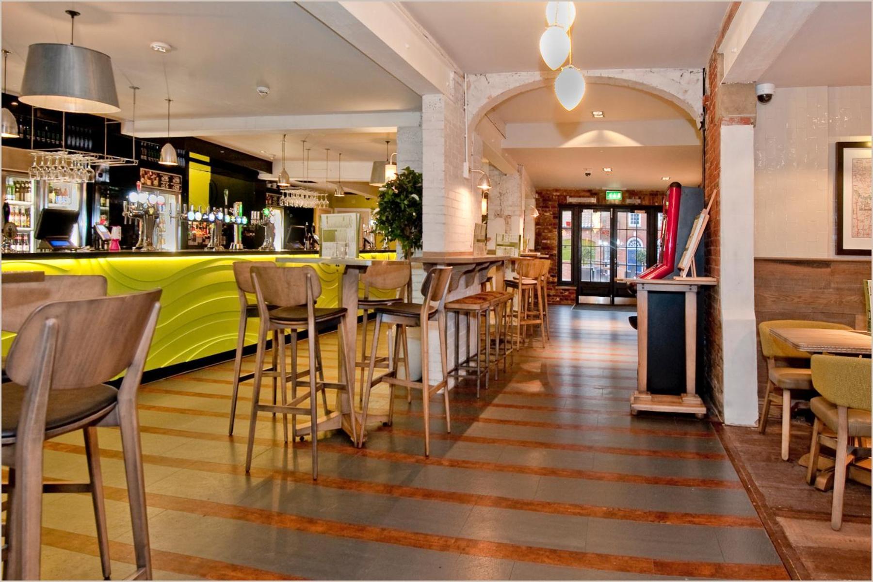 The King'S Head Hotel Wetherspoon Beccles Zewnętrze zdjęcie